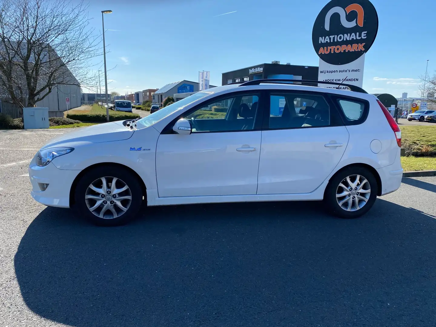 Hyundai i30 CW 2012 * 1.6 CRDi i-Motion * Euro 5 * APK * Wit - 2