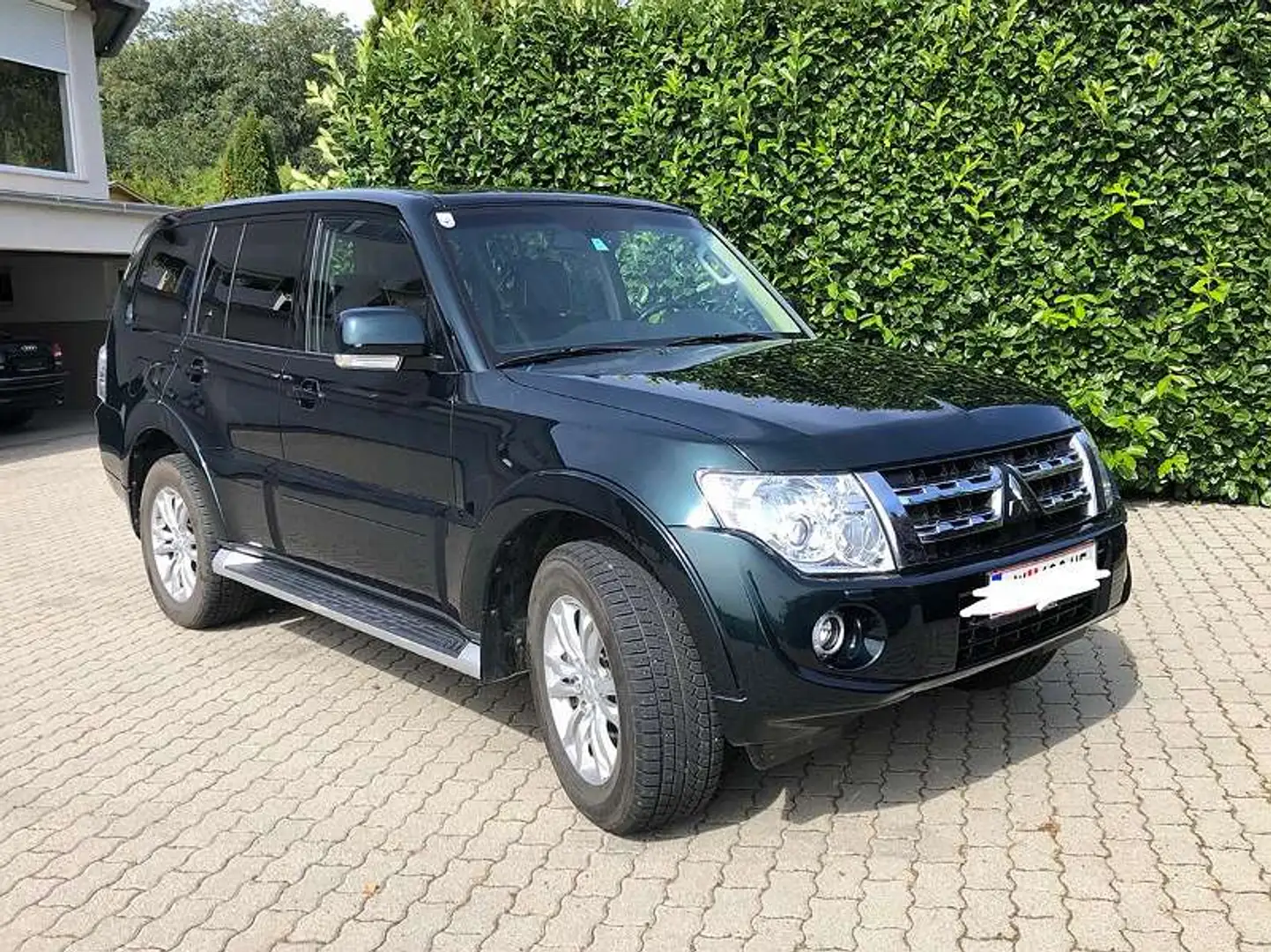 Mitsubishi Pajero Pajero Wagon Instyle 3,2 DI-D TD Aut. Instyle Grün - 1
