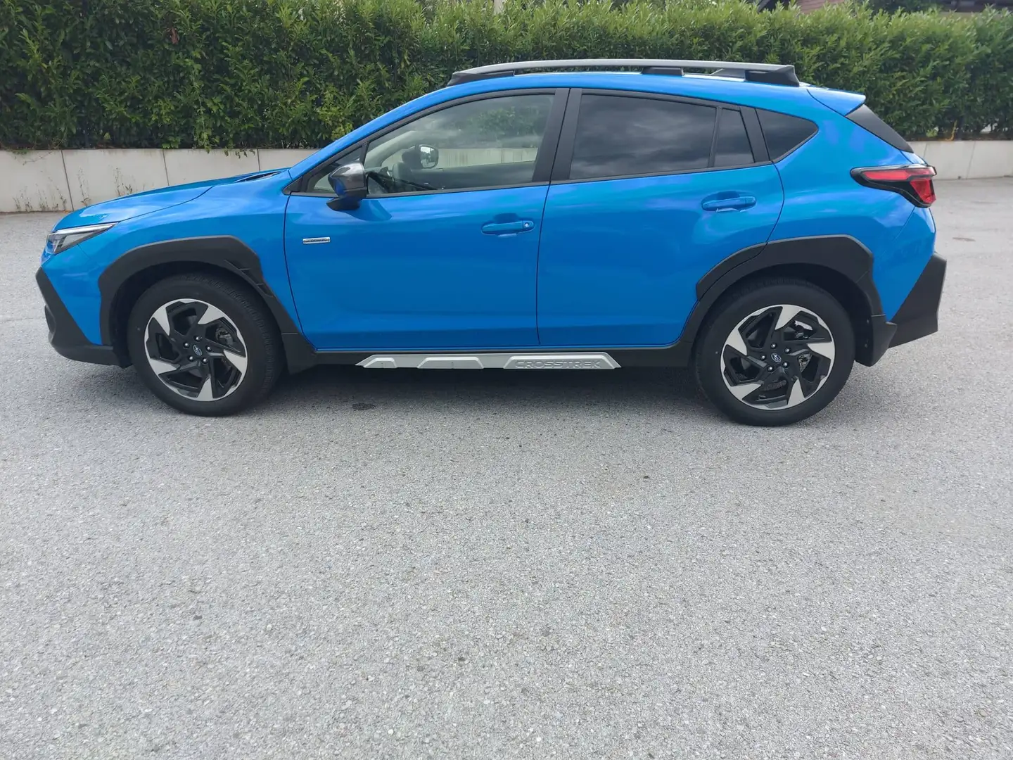 Subaru Crosstrek Crosstrek 2,0i e-Boxer HEV CVT Premium Allrad Aut. Premium Blau - 2