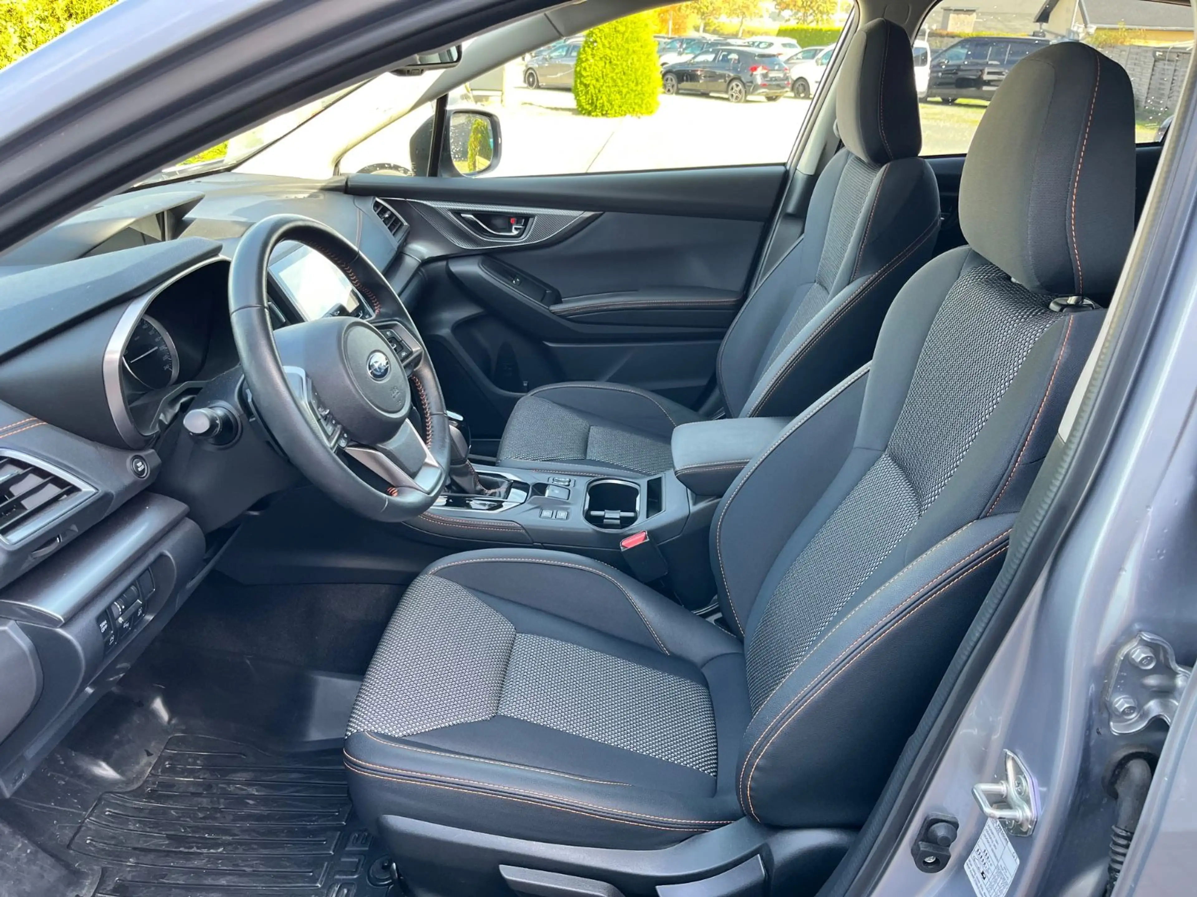 Subaru XV Exclusive NAVI-SHZ-TOTW-GJR — photo 9