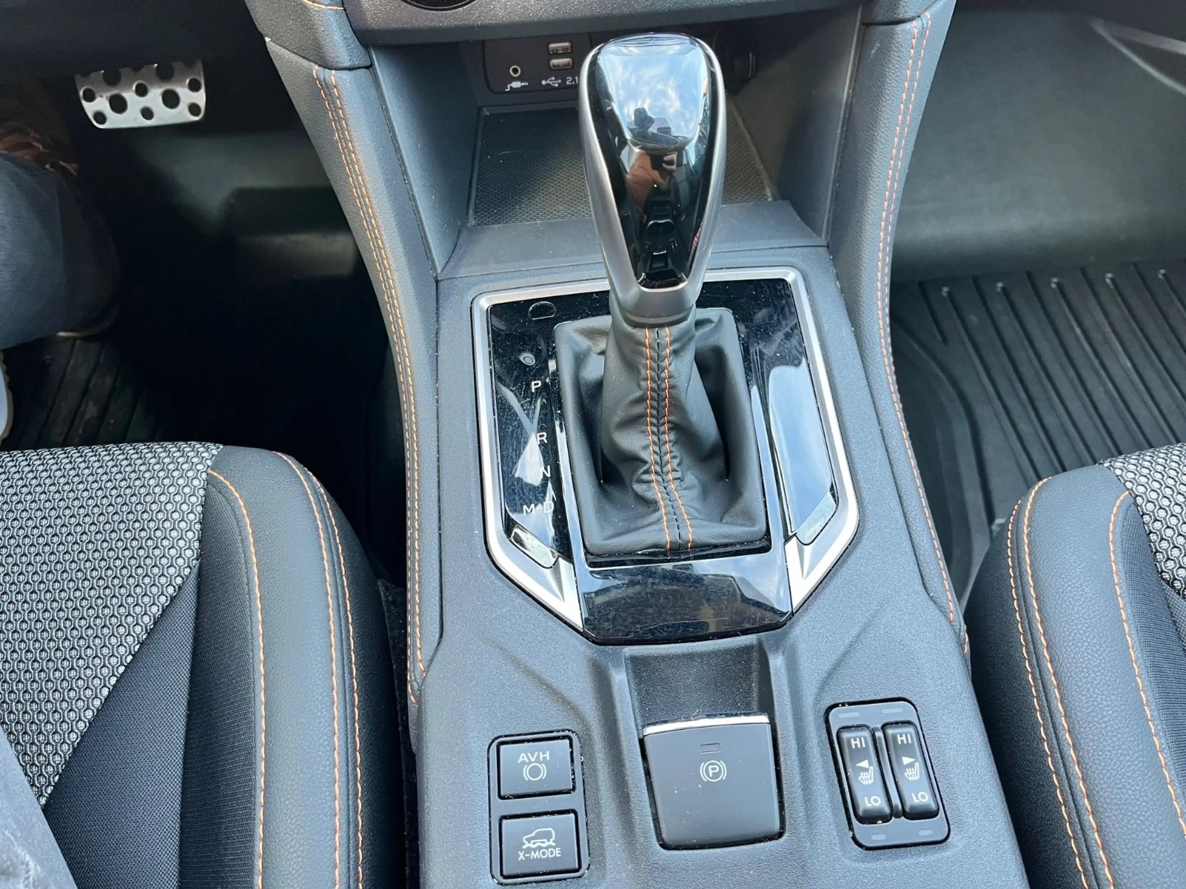 Subaru XV Exclusive NAVI-SHZ-TOTW-GJR — photo 13