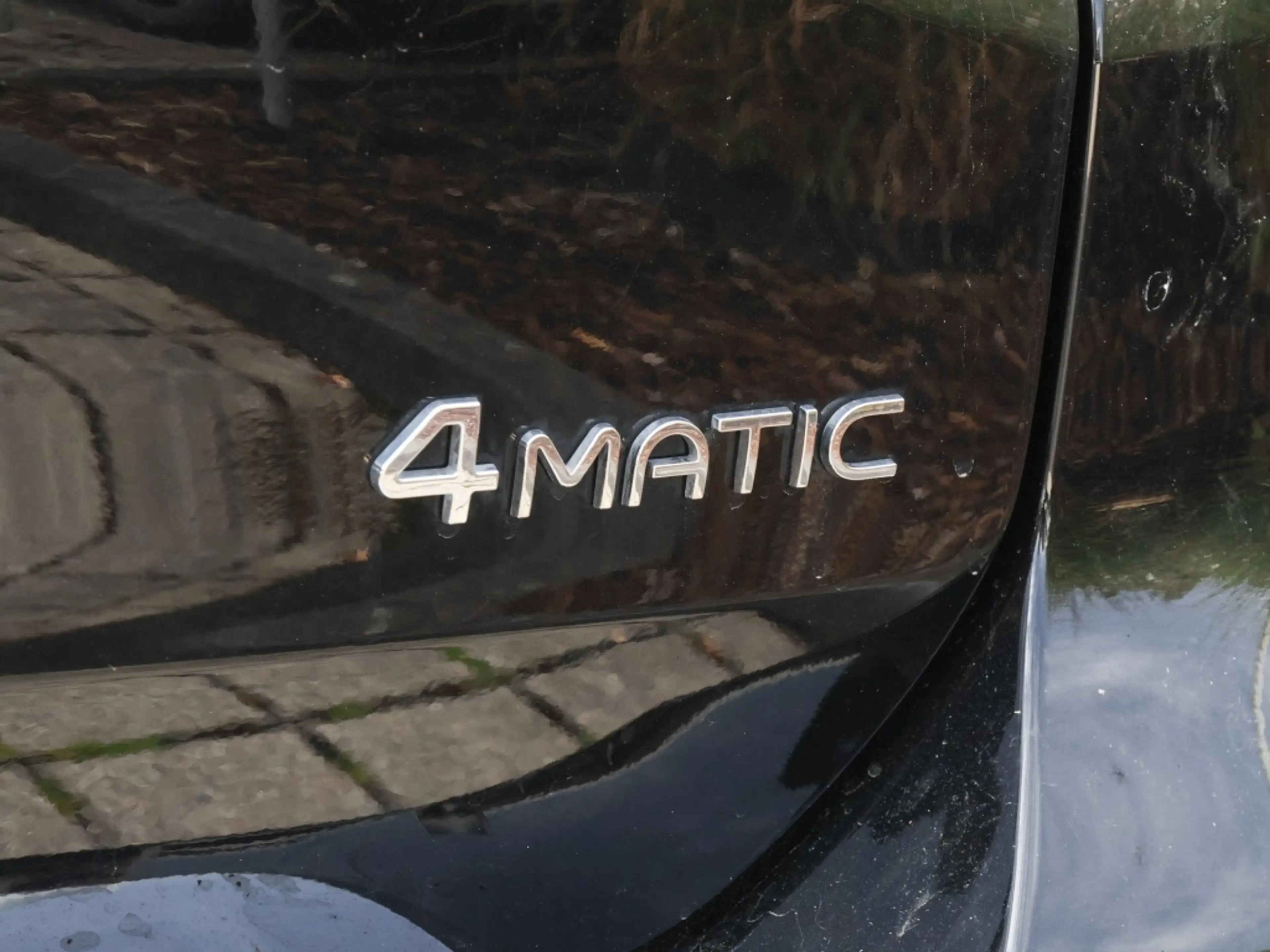 Mercedes-Benz EQB 350 4M Progressive/Pano/AHK/Burm/360/Ambi/18 — photo 12