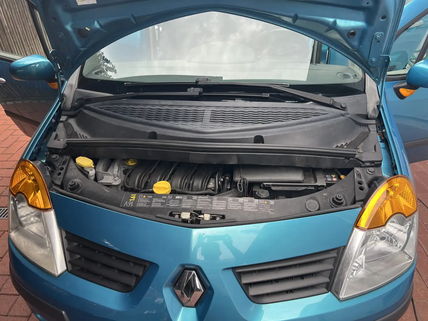 Renault Modus 1.6 16V ESP Aut. Dynamique - 1