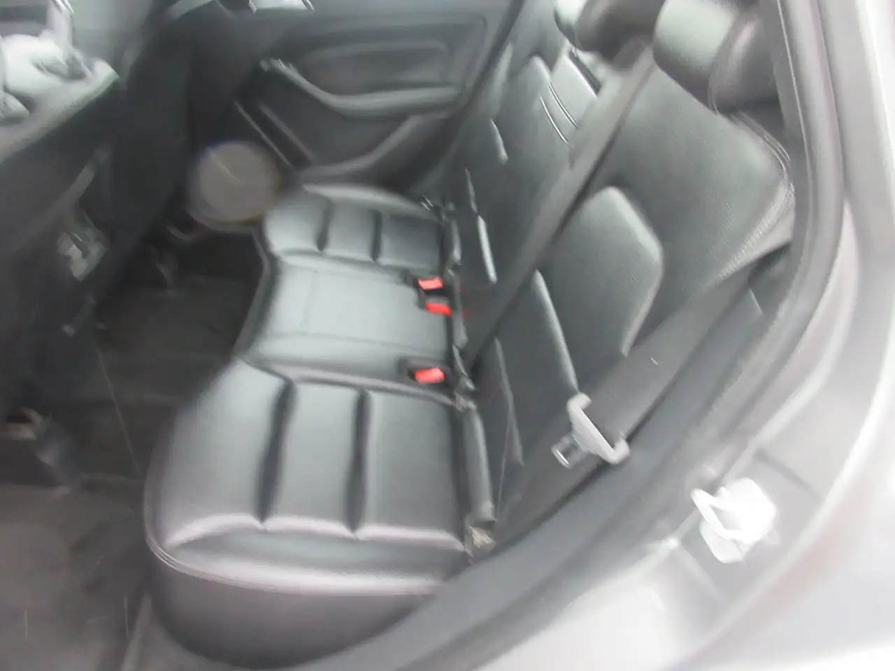Mercedes-Benz B-Class снимка Mercedes-Benz B-Class