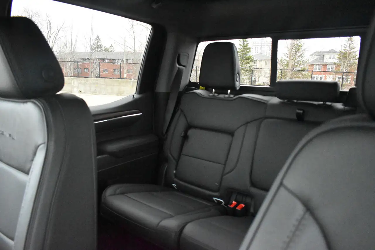 GMC Sierra 1500 photo GMC Sierra 1500