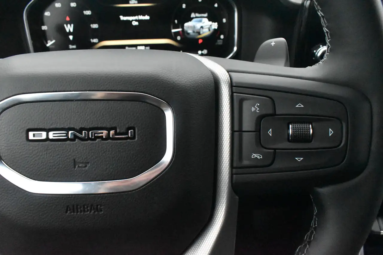 GMC Sierra 1500 photo GMC Sierra 1500