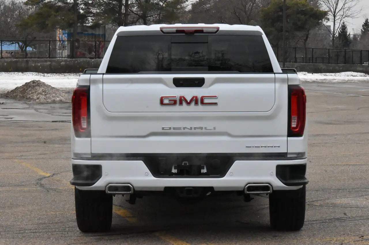 GMC Sierra 1500 photo GMC Sierra 1500