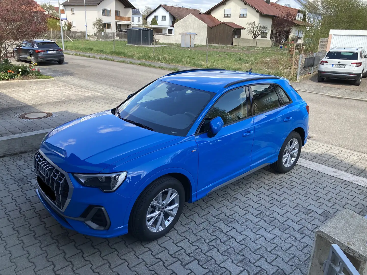 Audi Q3 Q3 35 TFSI S tronic S line Blau - 1