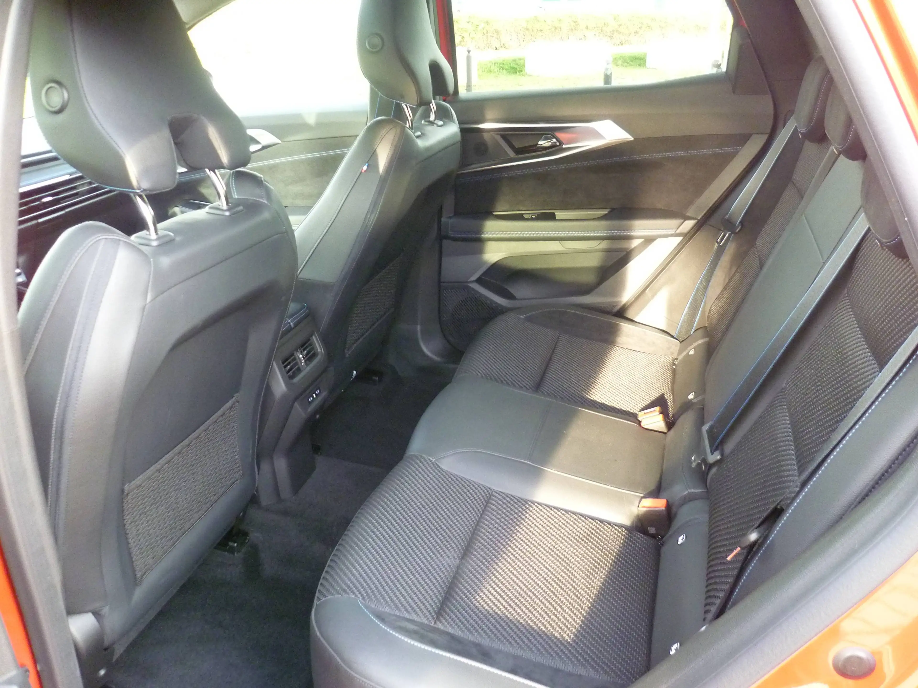 Renault Austral Mild Hybrid 160 Automatik Techno Esprit Alpine — photo 8