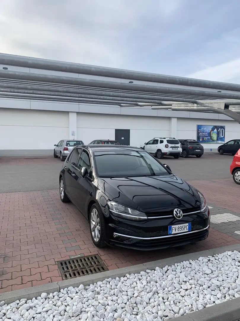 Volkswagen Golf 1.6 tdi Highline - 1