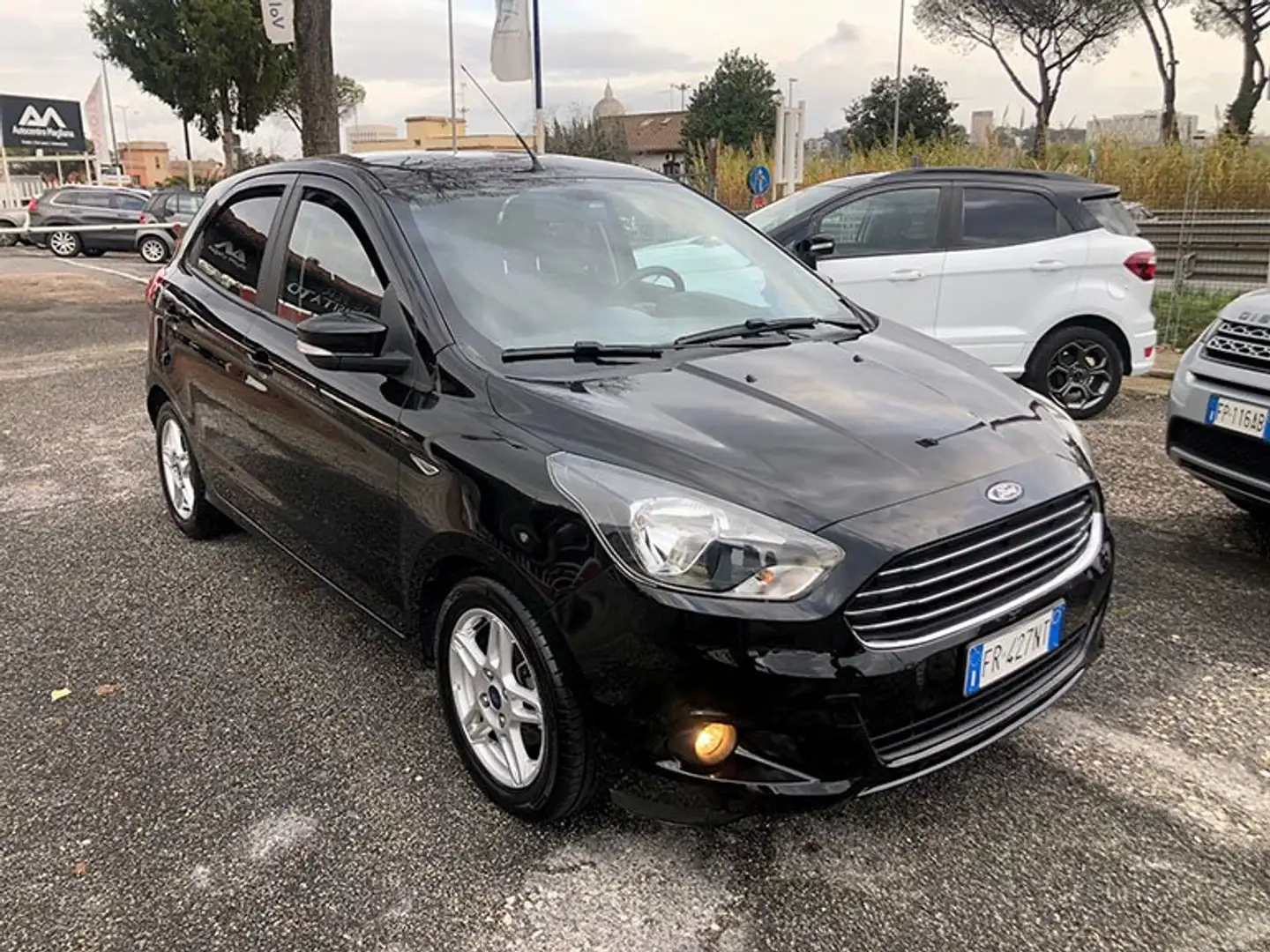Ford Ka/Ka+ 1.2 Ultimate 85cv  GPL Negro - 1