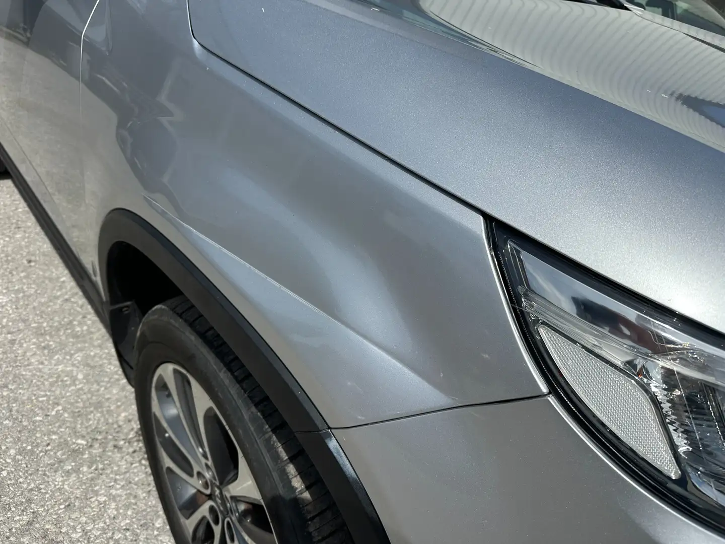 Kia Sorento Platinum Edition 4WD Grau - 2