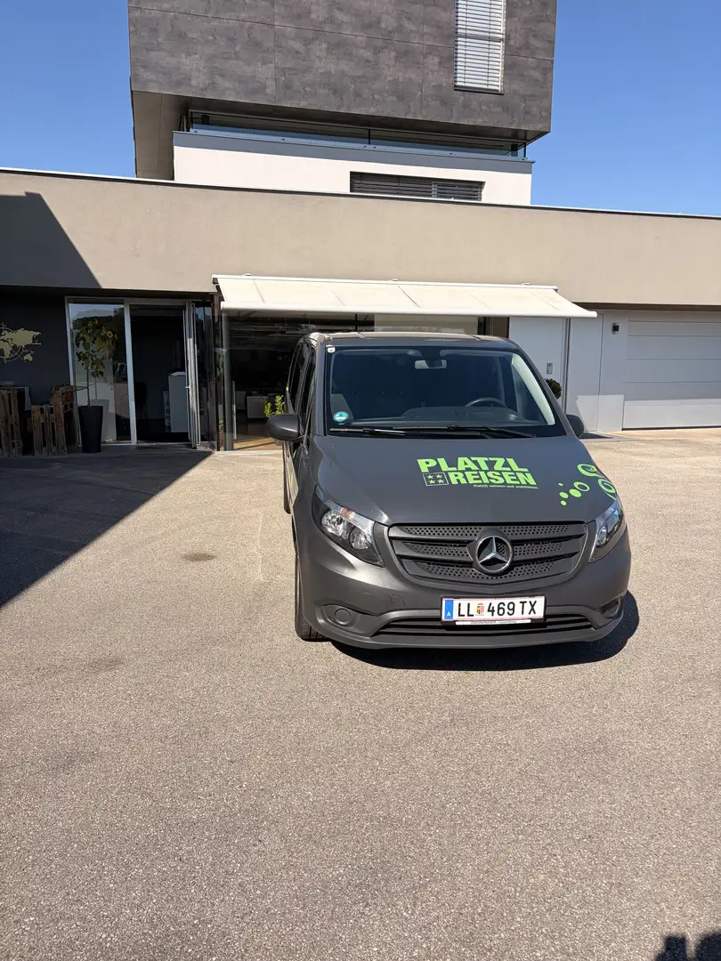 Mercedes-Benz Vito Tourer 111 CDI Grau - 2