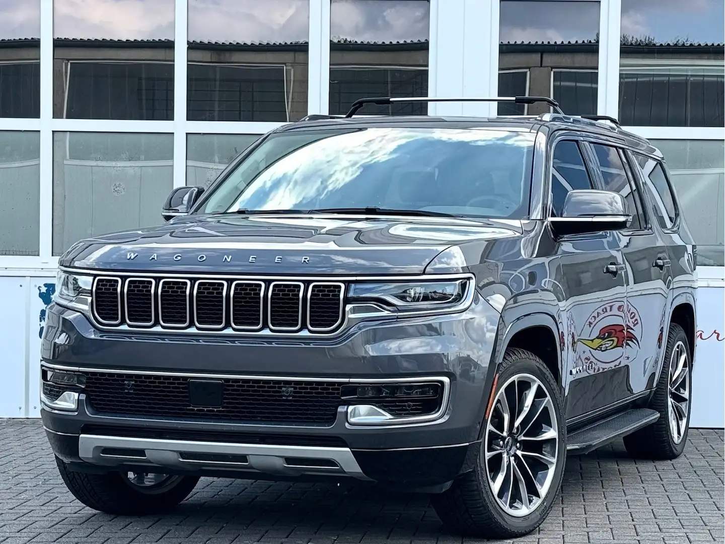 Jeep Wagoneer Series ll LPG Pano ACC unfallfrei Šedá - 1