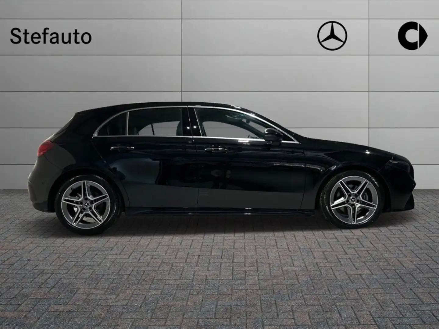 Mercedes-Benz A 180 d Automatic AMG Line Advanced Plus Nero - 2