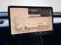 Tesla Model Y снимка Tesla Model Y