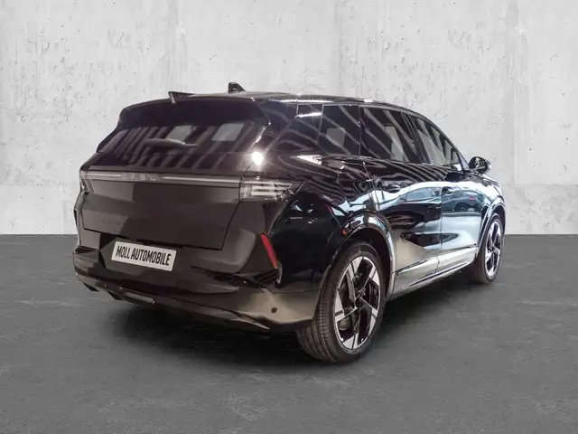 Opel Grandland view 2