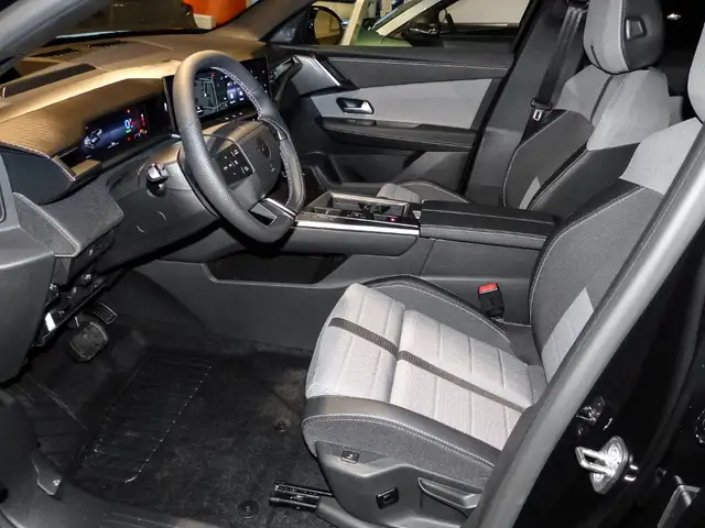 Opel Grandland view 13