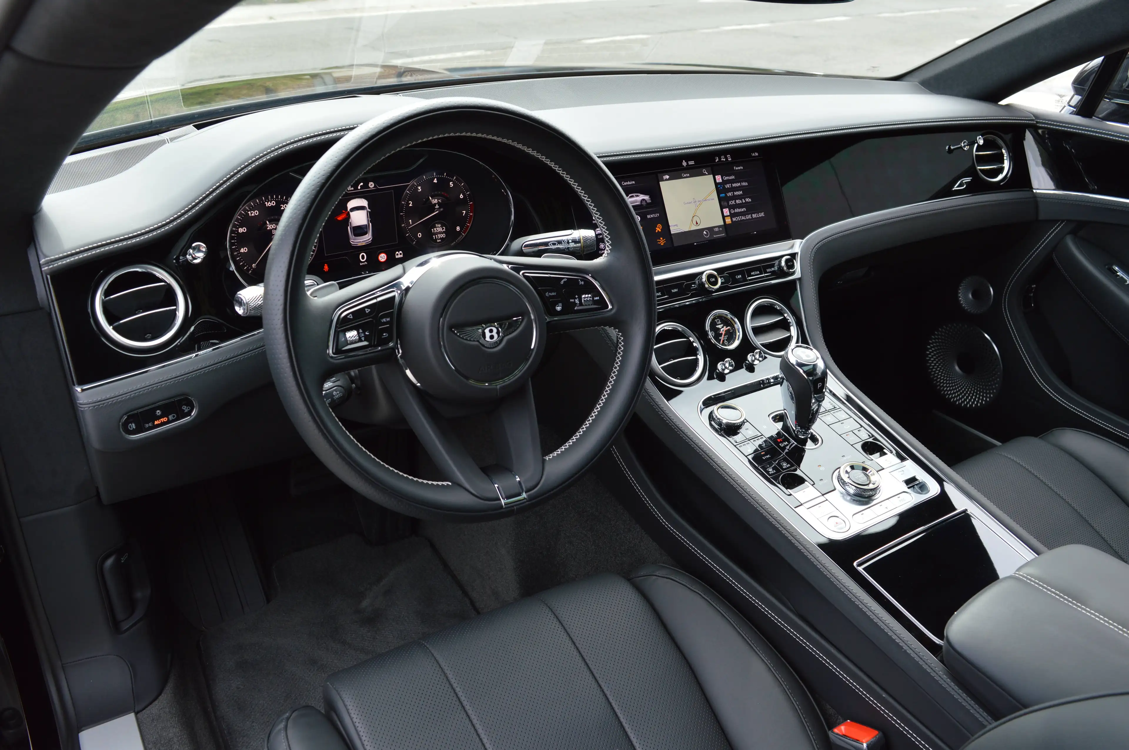 Bentley Continental GT S 4.0 V8 Twin Turbo - 1 HAND - 11.000 km - Carbon — photo 13