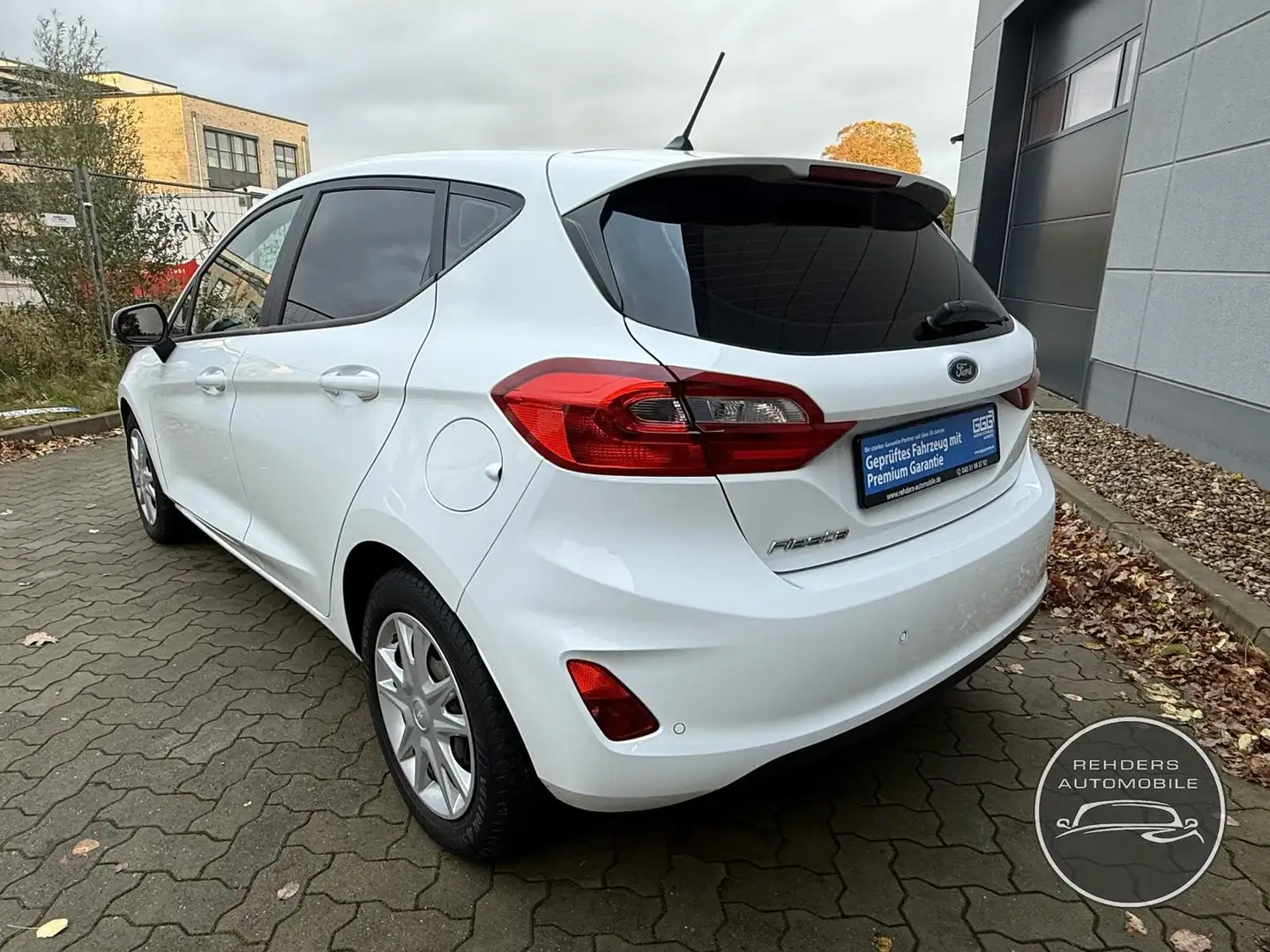 Ford Fiesta Cool & Connect PDC SHZ Klima AppleCarplay Weiß - 2