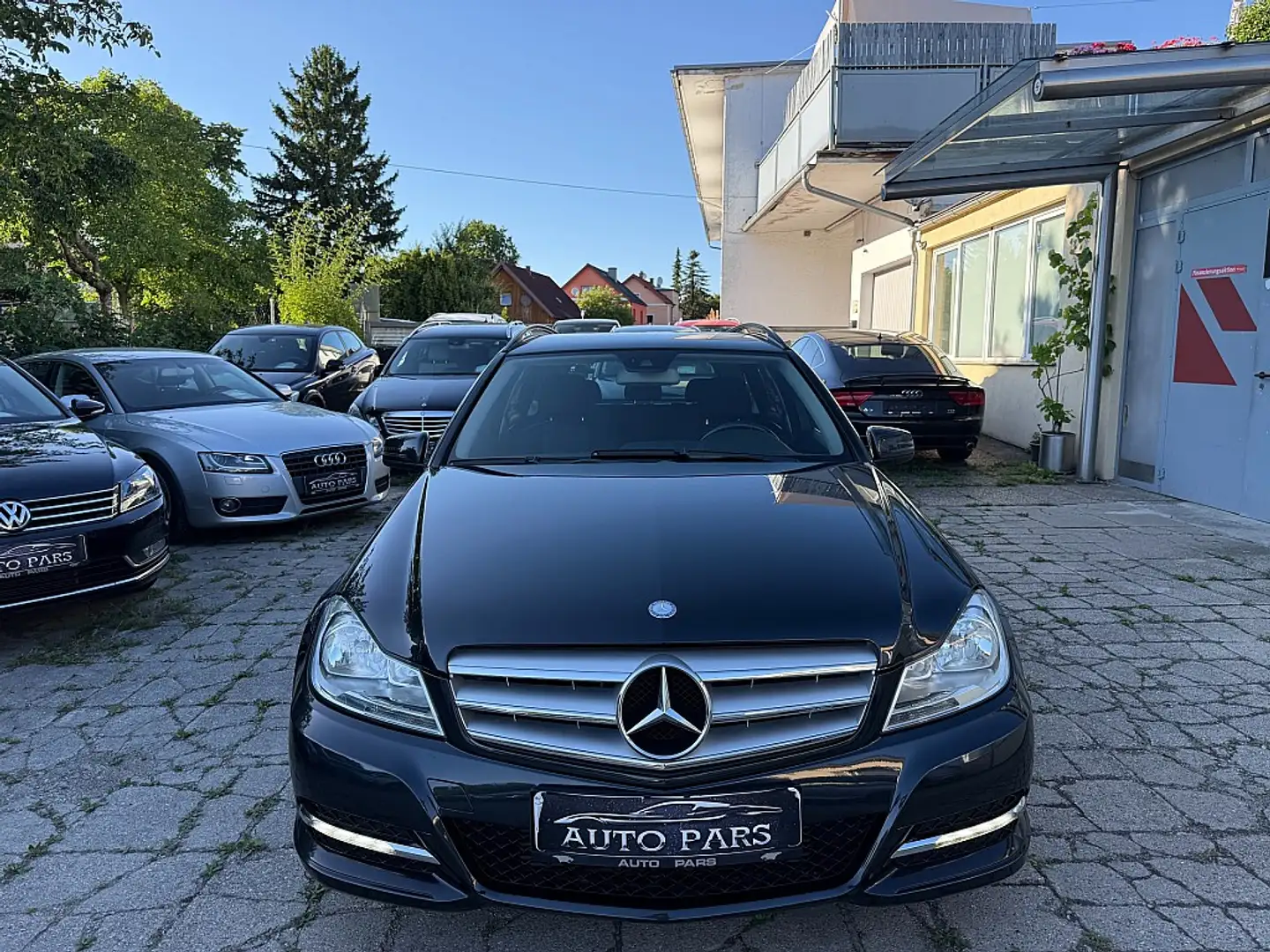 Mercedes-Benz C 180 T CDI BlueEfficiency-SEHR GEPFLEGT-1/3 ZINSFREI... Zwart - 2