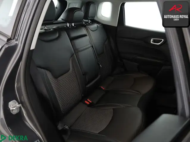 Jeep Compass view 13