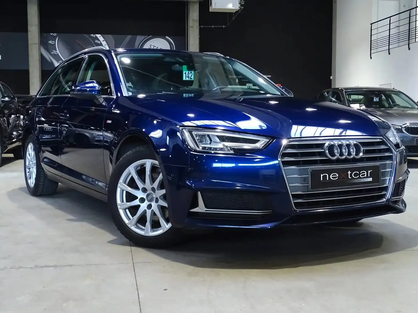 Audi A4 35TDi AVANT Sport STronic *MATRIX-VIRTUAL-CARPLAY* Bleu - 2