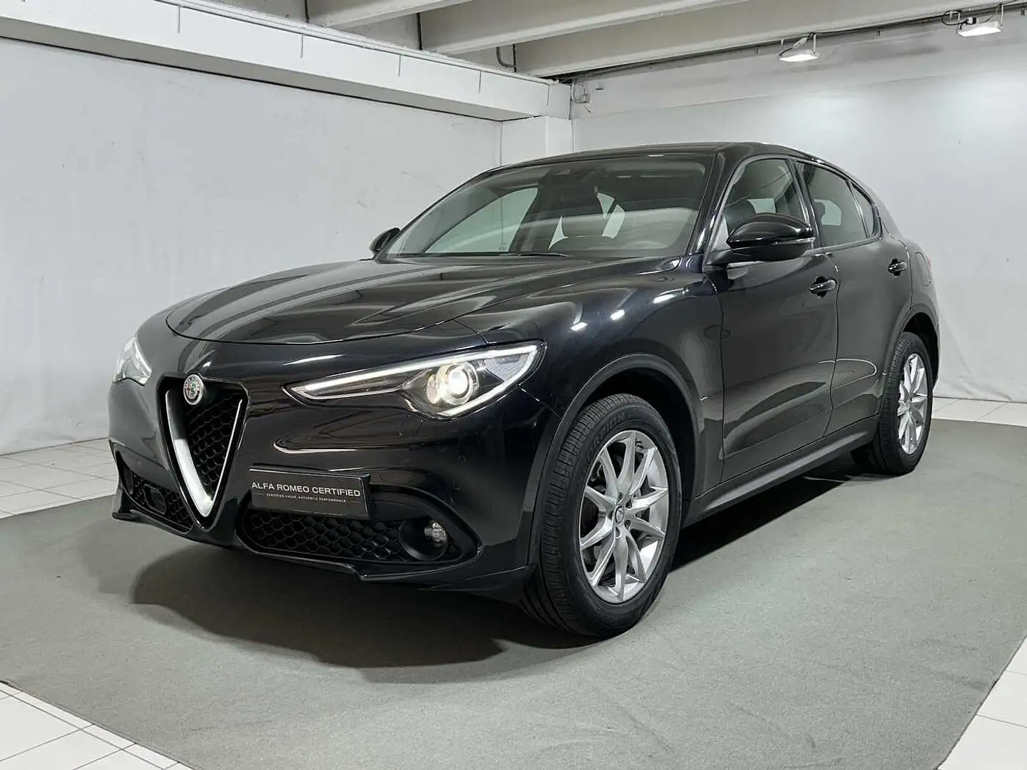 Alfa Romeo Stelvio 2.2 Turbodiesel 180 CV AT8 Q4 Business Nero - 1