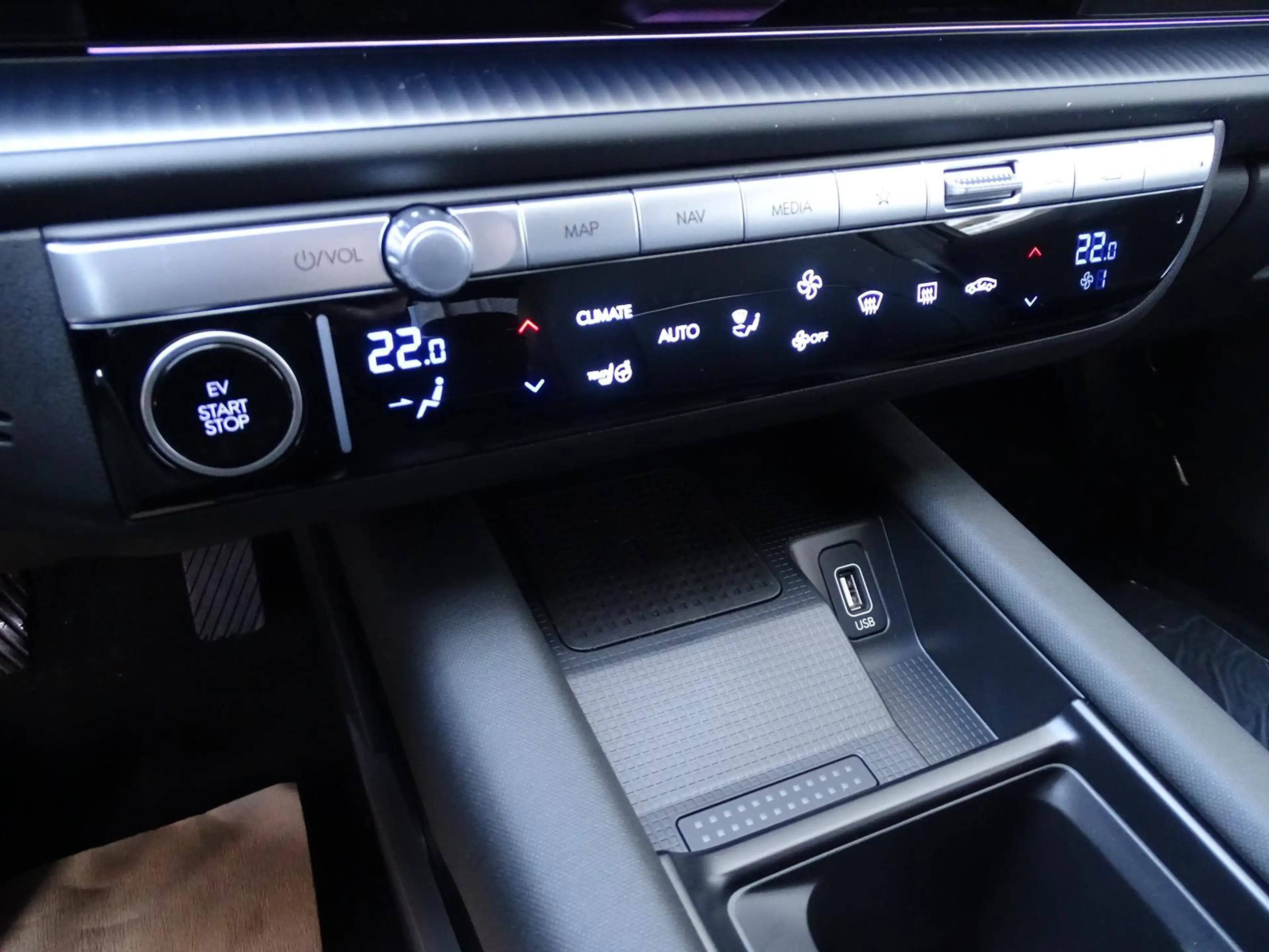 Hyundai IONIQ 6 77,4 kWh 4WD TECHNIQ PANO/EHK/HEAD-UP — photo 10