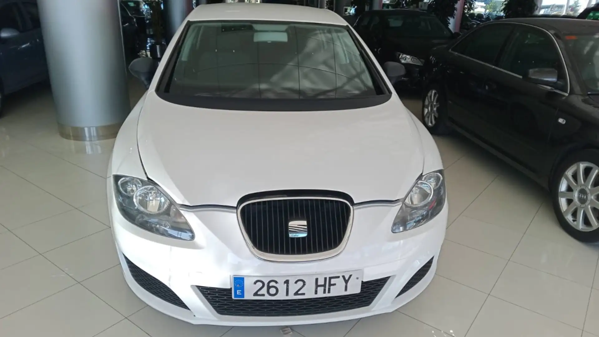 SEAT Leon 1.4 Emoción Blanco - 2