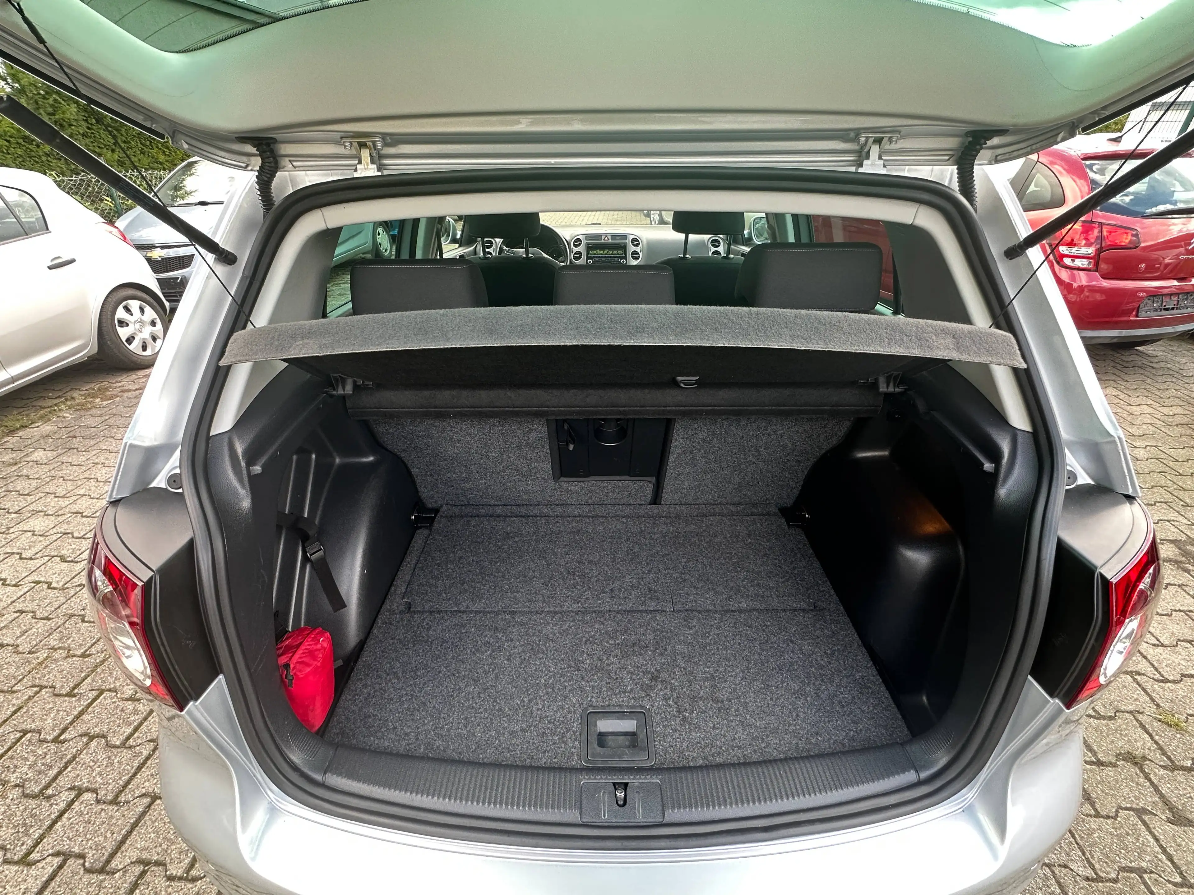 Volkswagen Golf Plus Life AUTOMATIK TÜV NEU — photo 11
