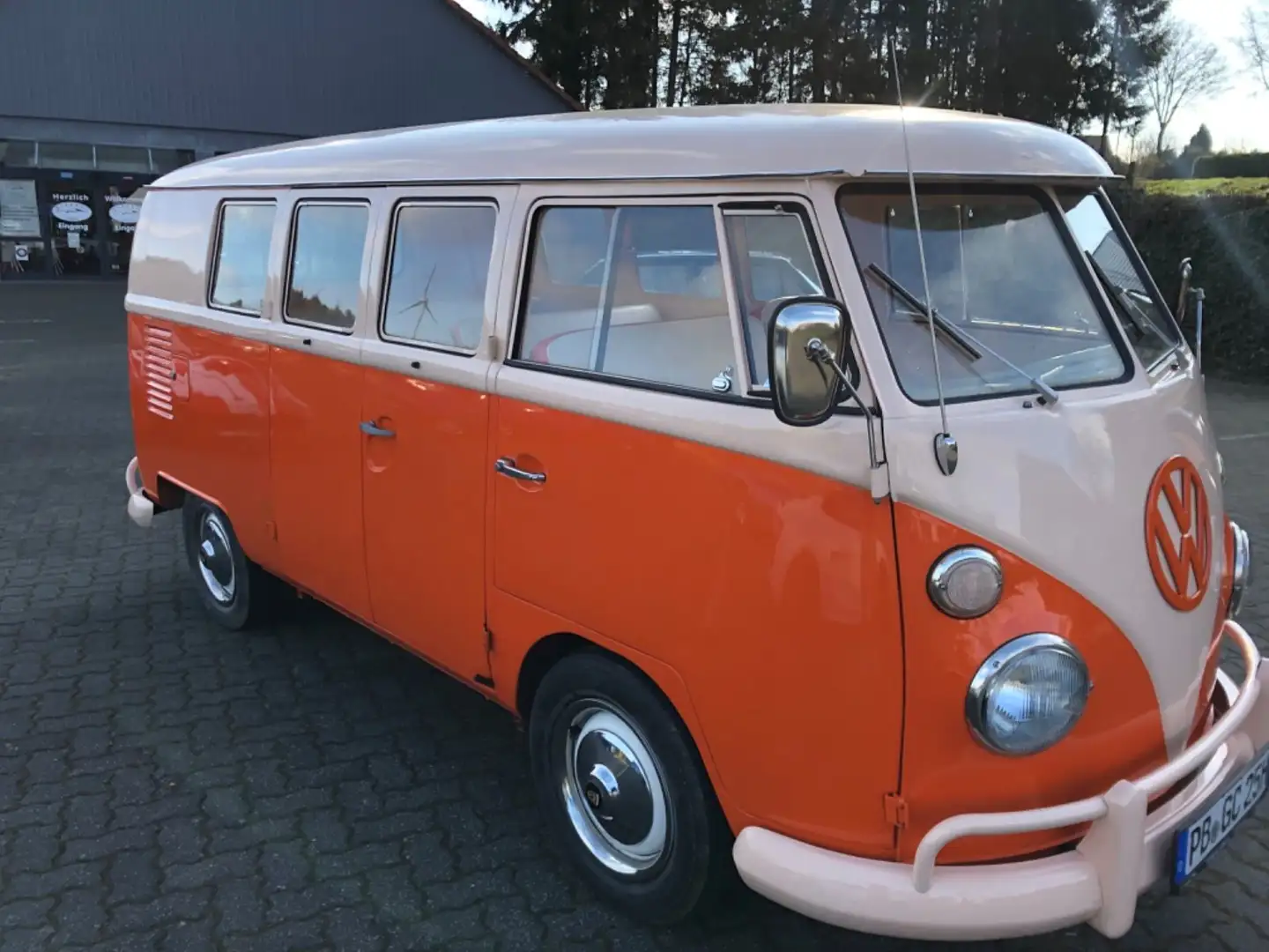 Volkswagen T1 Bus/Deutsche H-Zulassung/9 Sitze/VERZINKT ! Oranj - 1