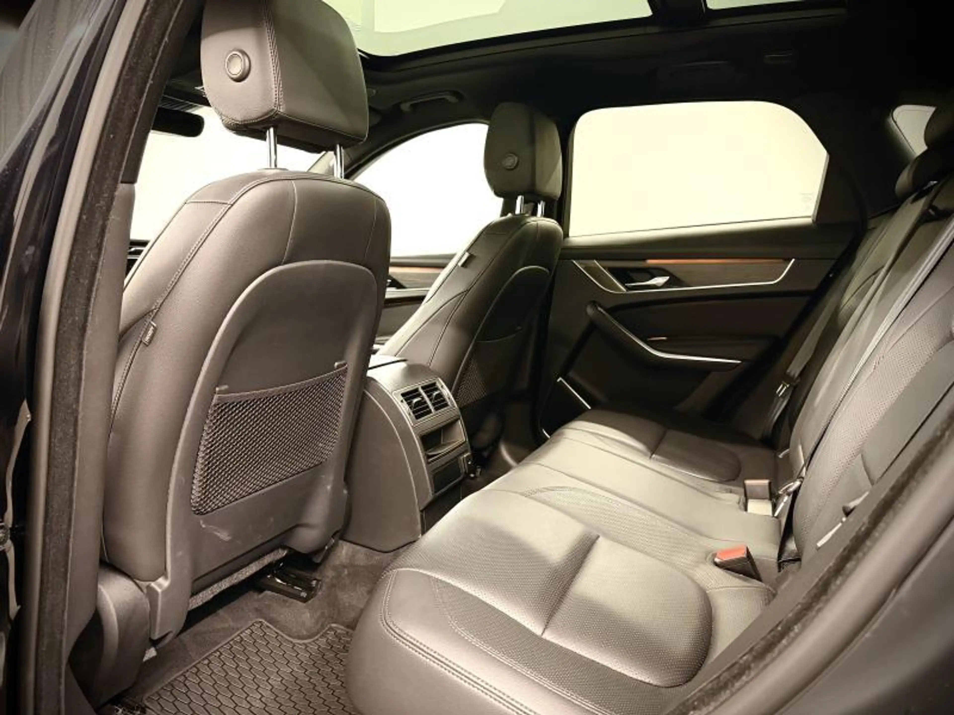 Jaguar F-Pace D165 S AWD Auto. 23MY — photo 35