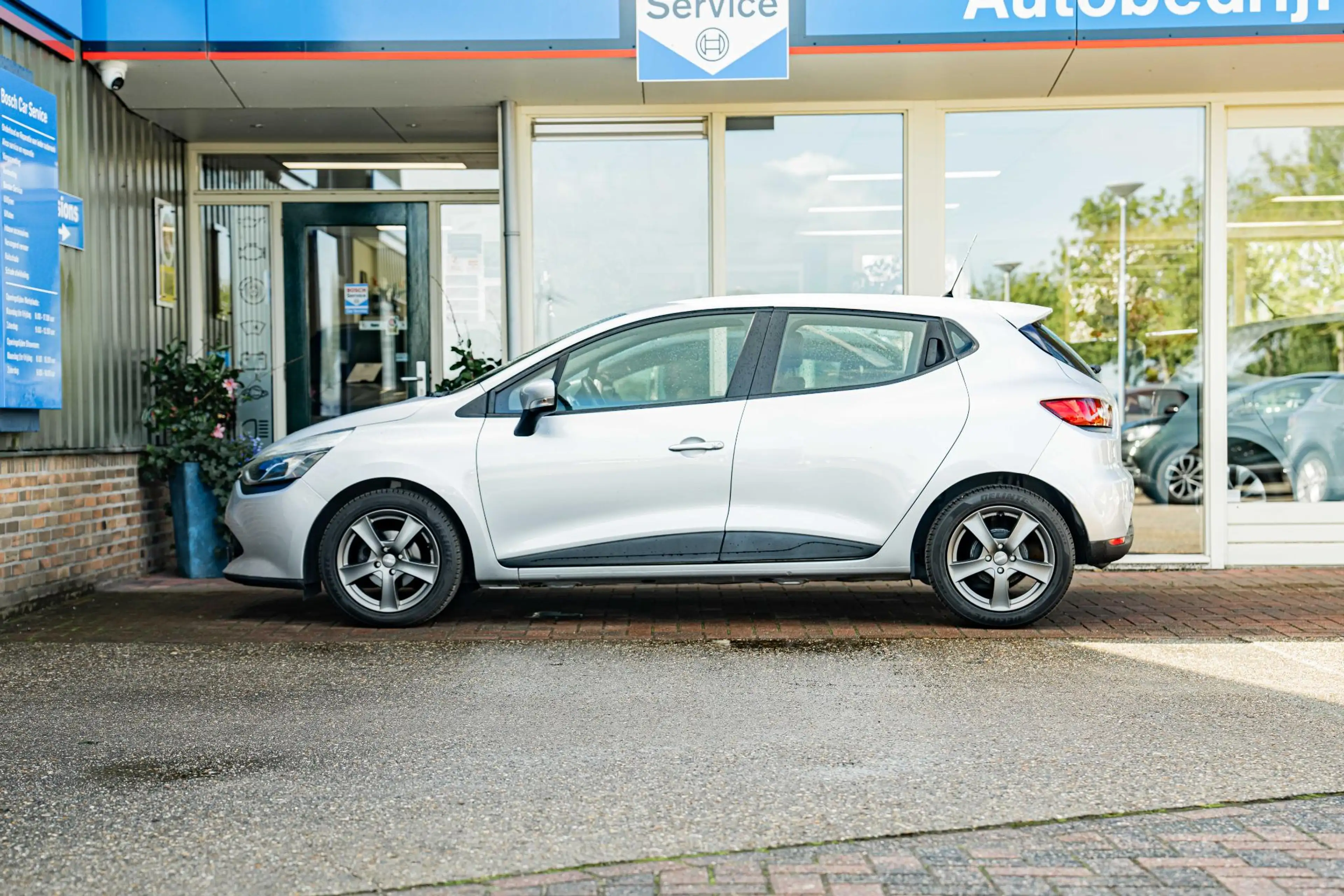 Renault Clio 0.9 TCe Expression — photo 5
