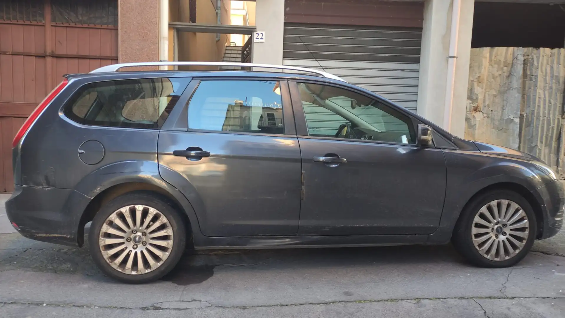 Ford Focus Focus II 2009 SW Style Wagon 1.6 tdci Titanium dpf Blu/Azzurro - 2