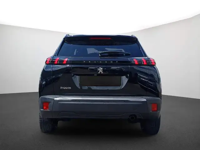 Peugeot 2008 view 4