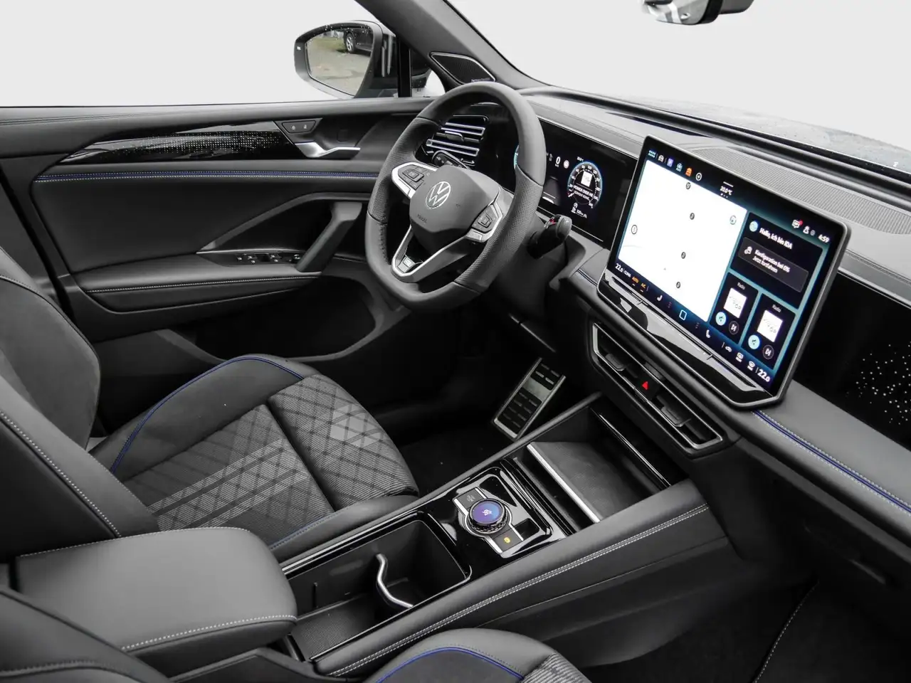 Volkswagen Tiguan R-Line 2.0 TDI DSG 4M 20" AHK HarmanKardon IQ.L... 3