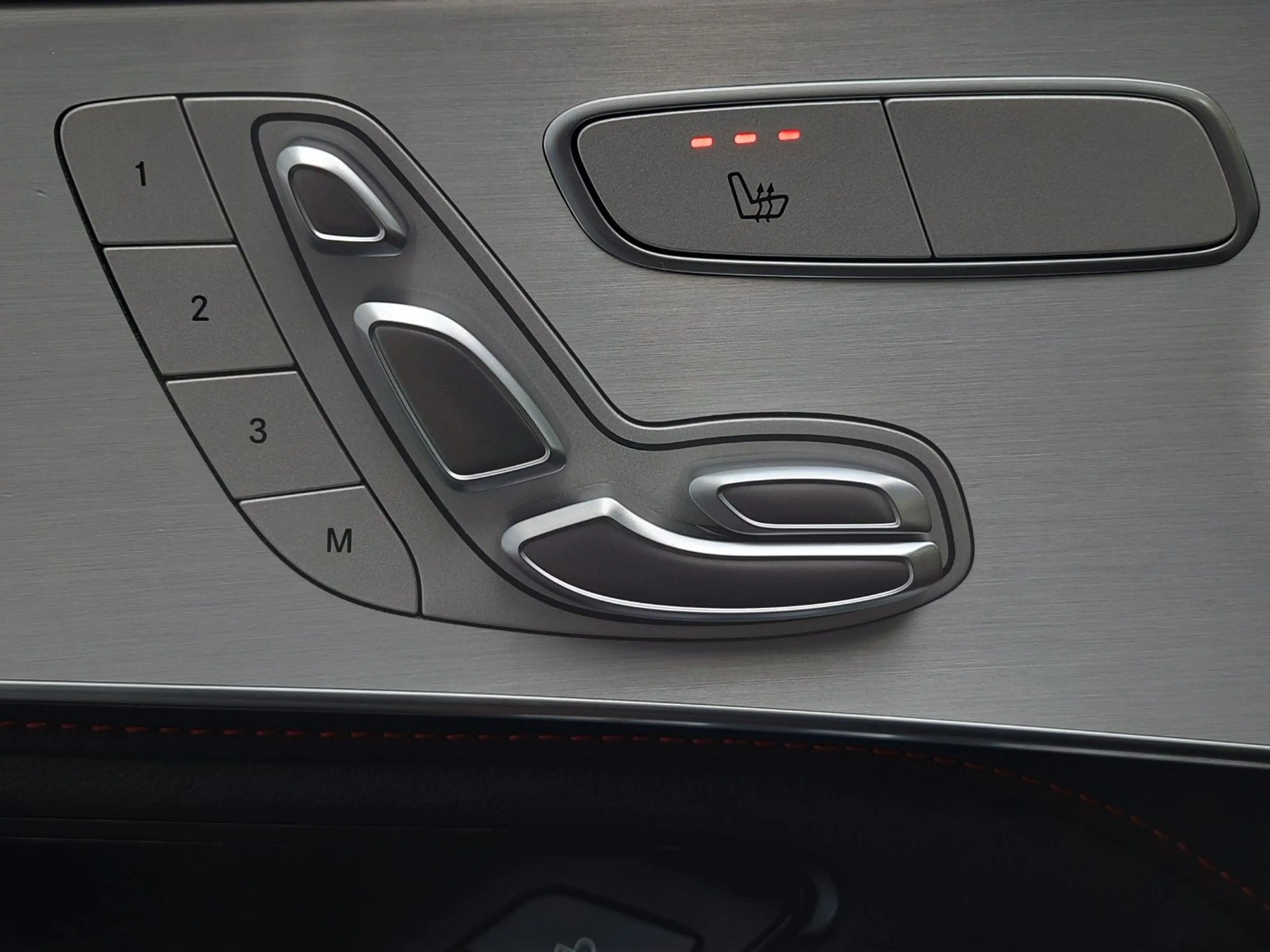 Mercedes-Benz GLC 43 AMG 4Matic/Perf.Sitze/Pano/HuD/360°/DigiC — photo 14