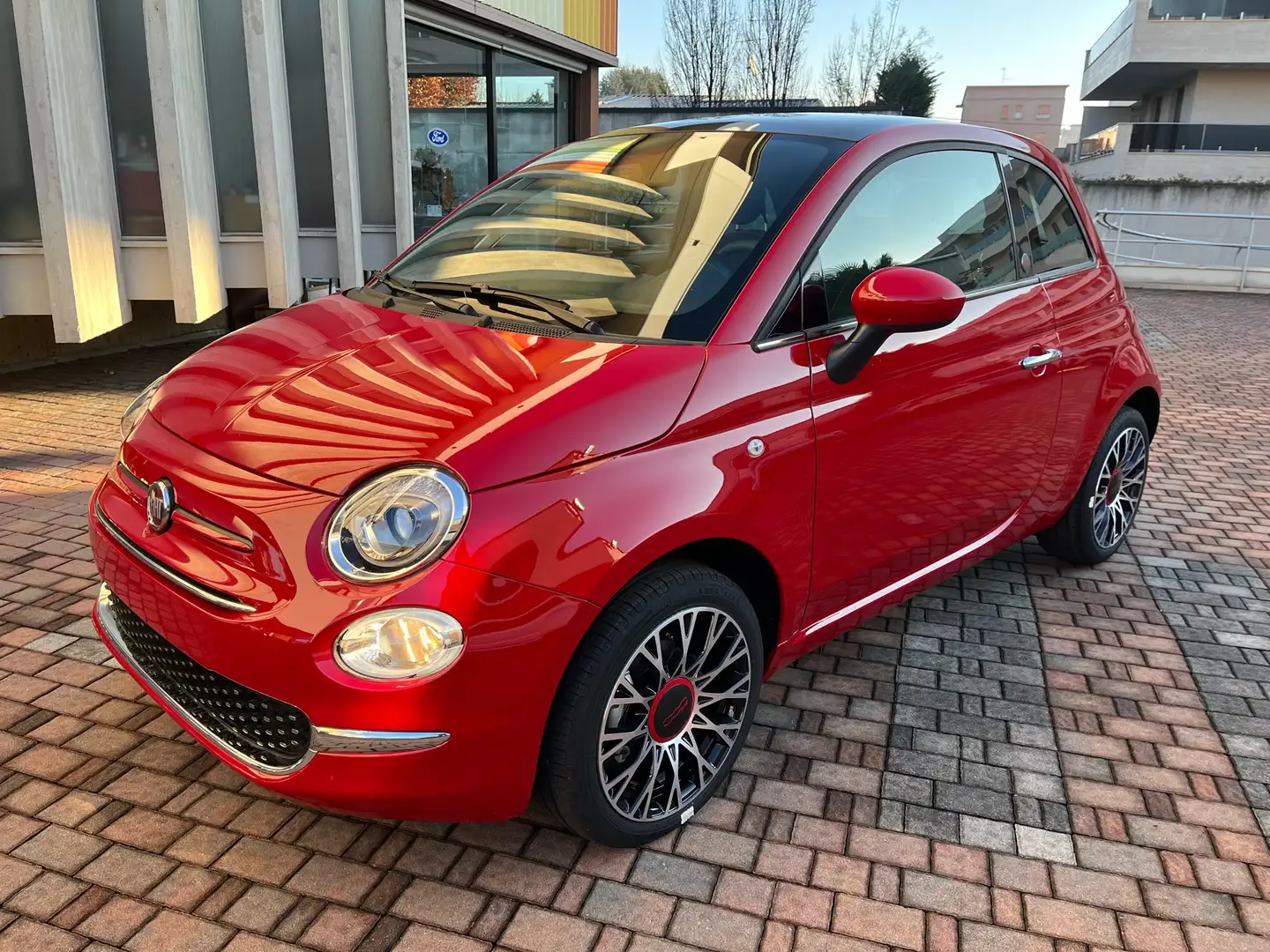 Fiat 500 1.0 Hybrid (Red) 70cv Rood - 1