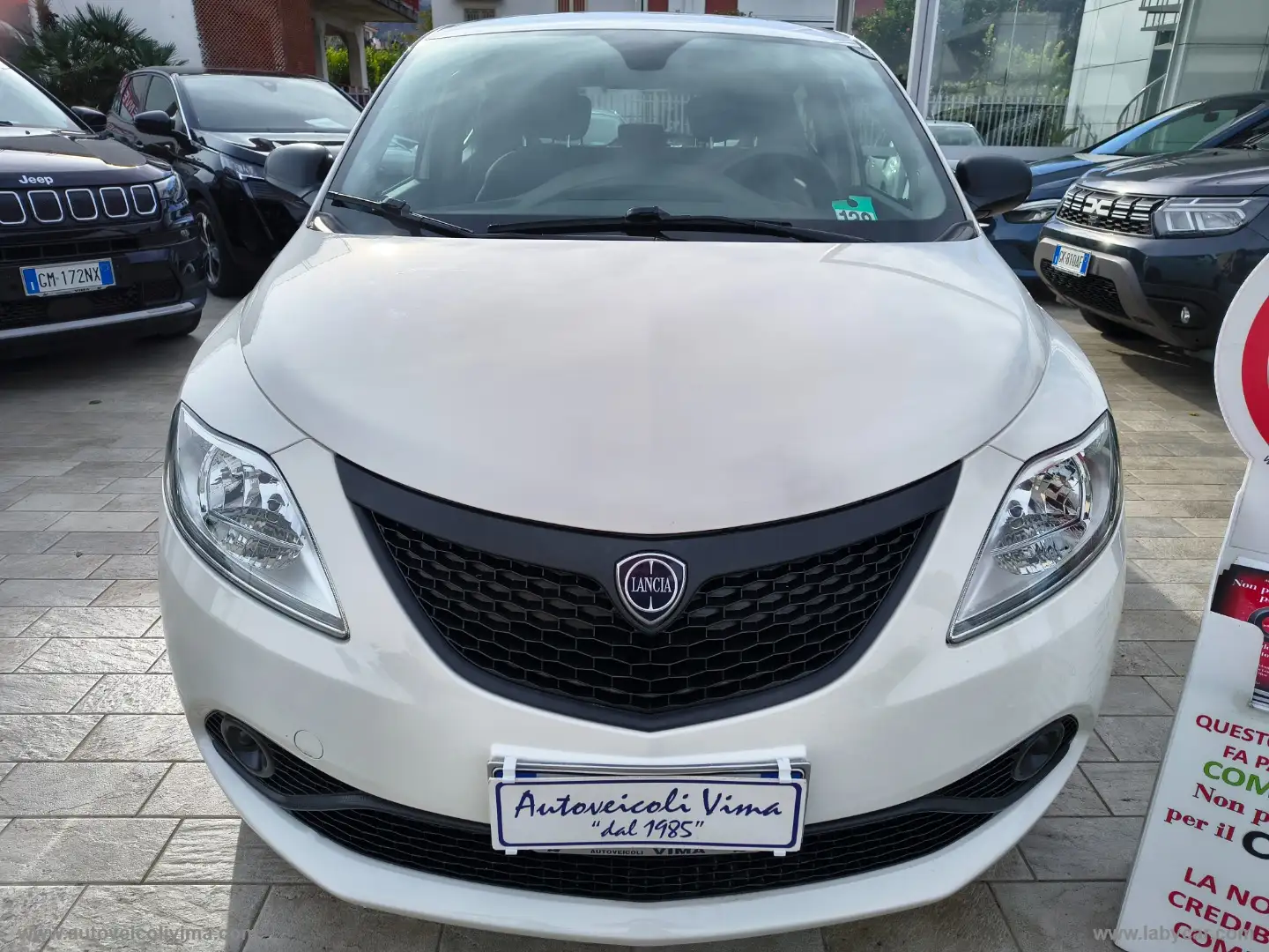 Lancia Ypsilon 1.2 69 CV 5p. S&S Elefantino Blu Bianco - 2
