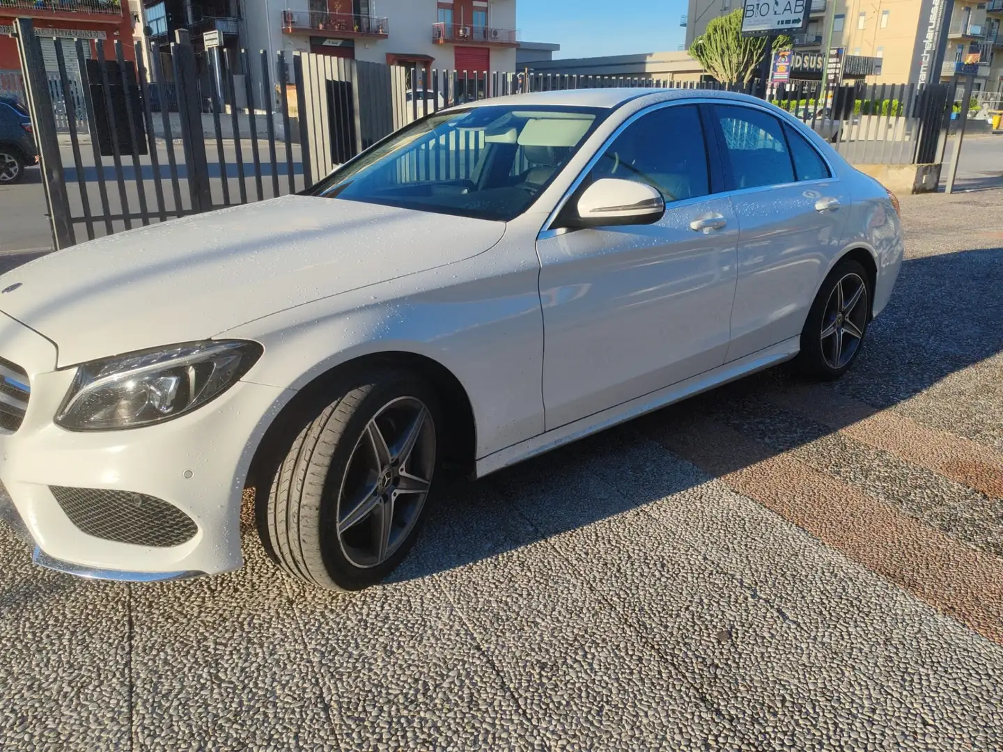 Mercedes-Benz 220 classe C 220d Premium + AMG - cell 345 2316035 Bianco - 1