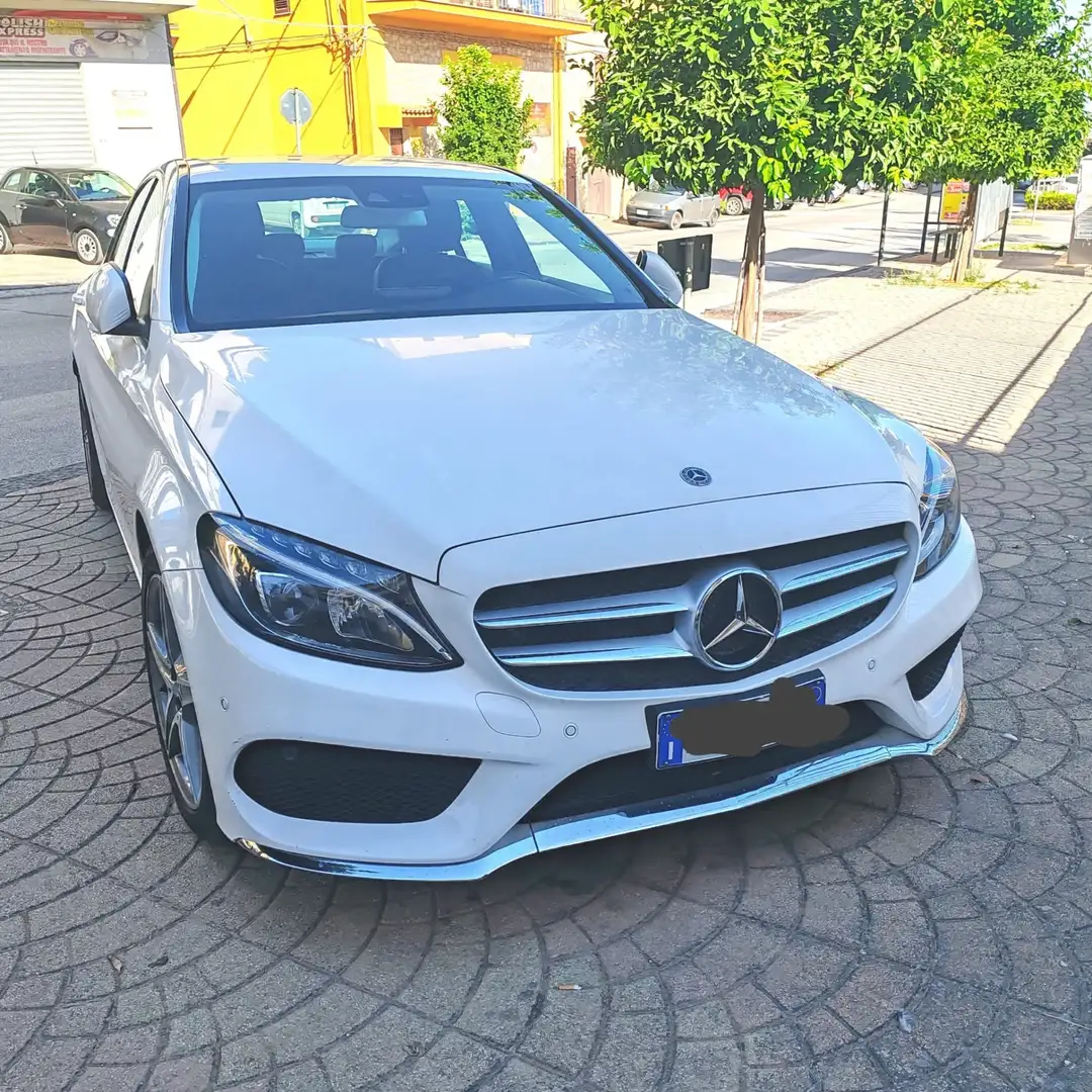 Mercedes-Benz 220 classe C 220d Premium + AMG - cell 345 2316035 Bianco - 2