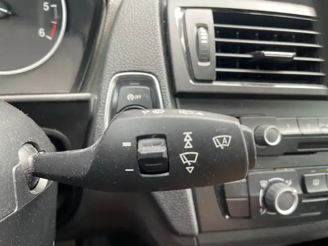 BMW 1 Series view 17