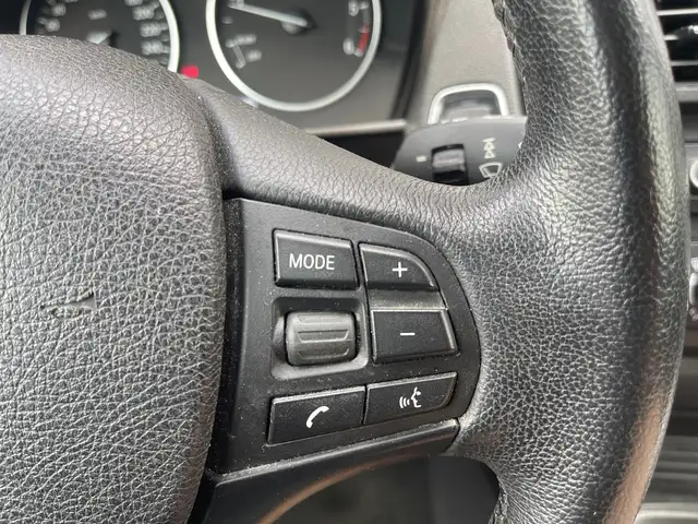 BMW 1 Series view 15