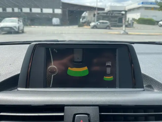 BMW 1 Series view 20