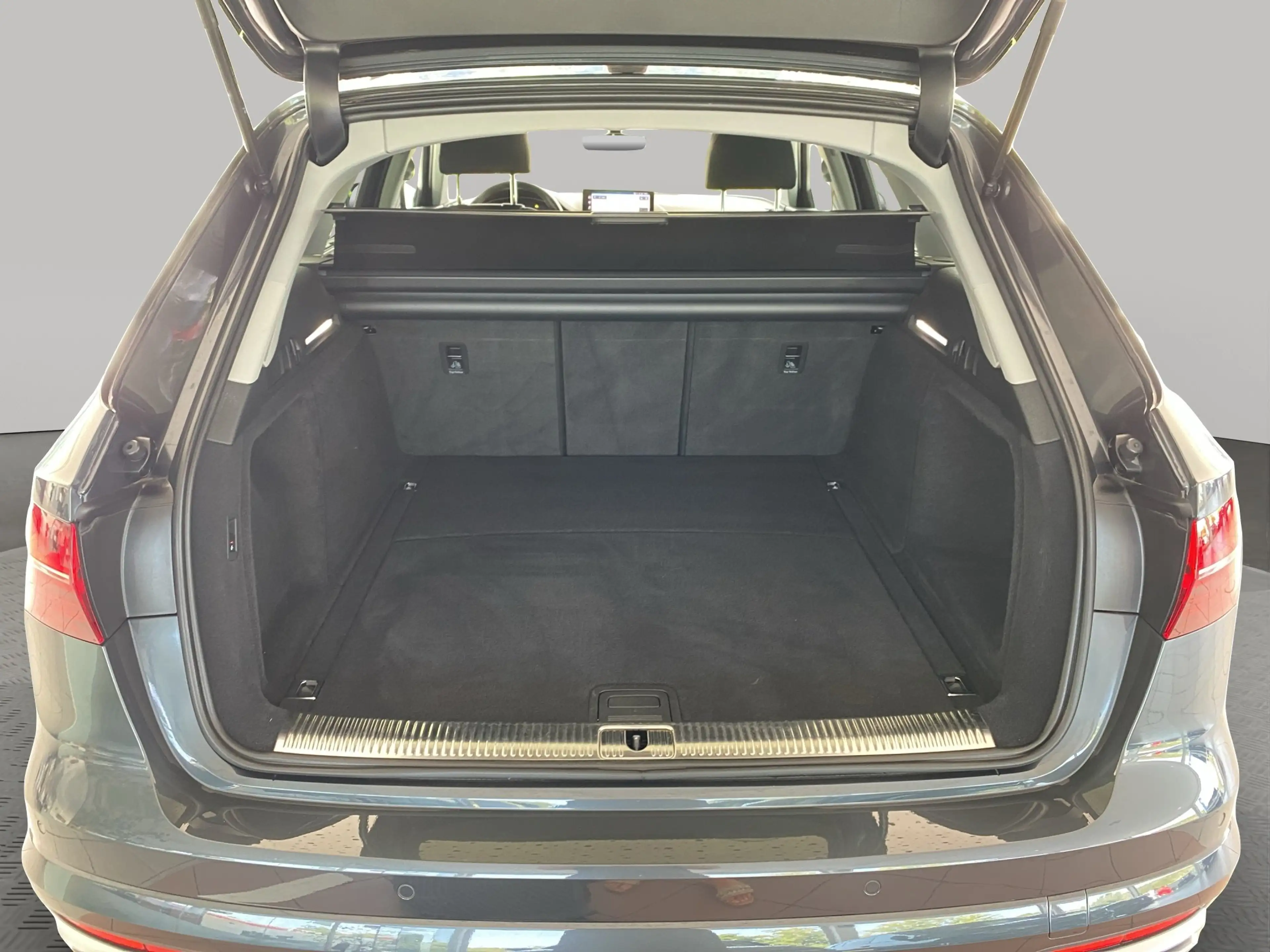 Audi A4 allroad qu. 45 TFSI 360 ACC AHK Kam. LED Navi — photo 9