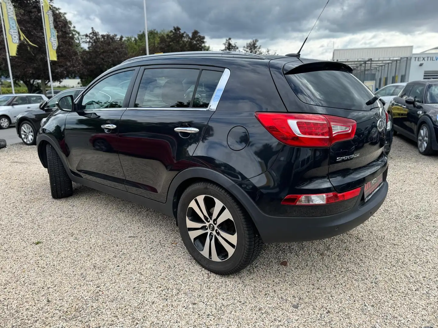 Kia Sportage Spirit 2WD Schwarz - 2