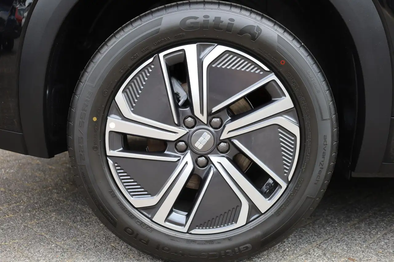 Geely Starray EM-i 2026