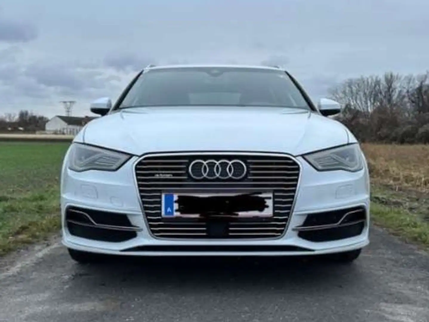 Audi A3 A3 SB PHEV 1,4 TFSI e-tron Weiß - 1