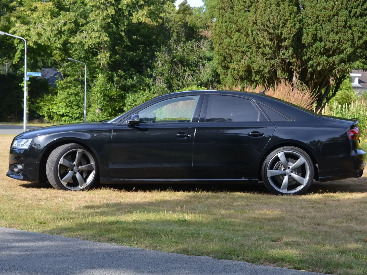 Audi S8 S8 Plus 605 PK met alle opties voor liefhebber Zwart - 2